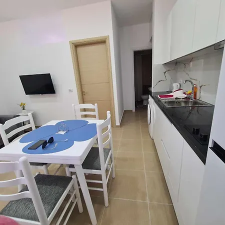 Saranda, As New-relax-calmapartment