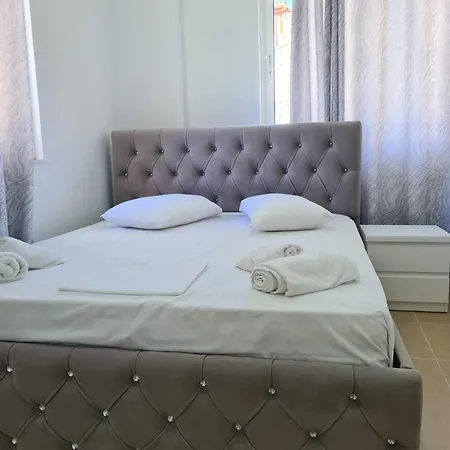 Saranda, As New-relax-calmapartment *