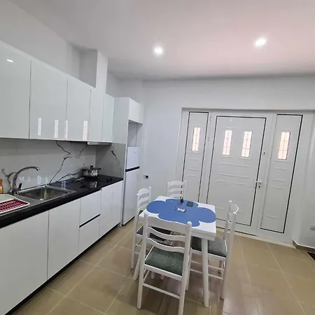 Appartement Saranda, As New-relax-calmapartment *