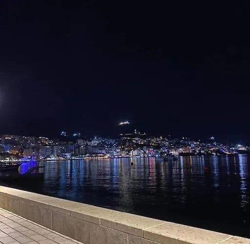 Saranda, As New-relax-calmapartment Appartamento Sarandë