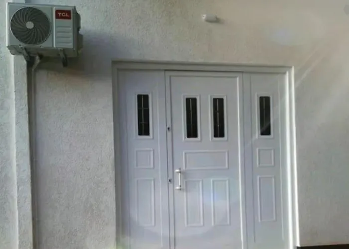 Saranda, As New-relax-calmapartment Appartamento Sarandë